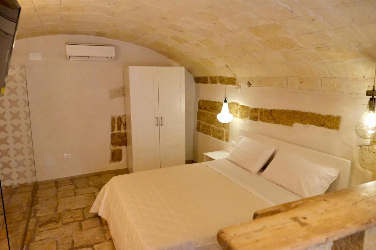Vico Luxury Room Mesagne Eksteriør bilde